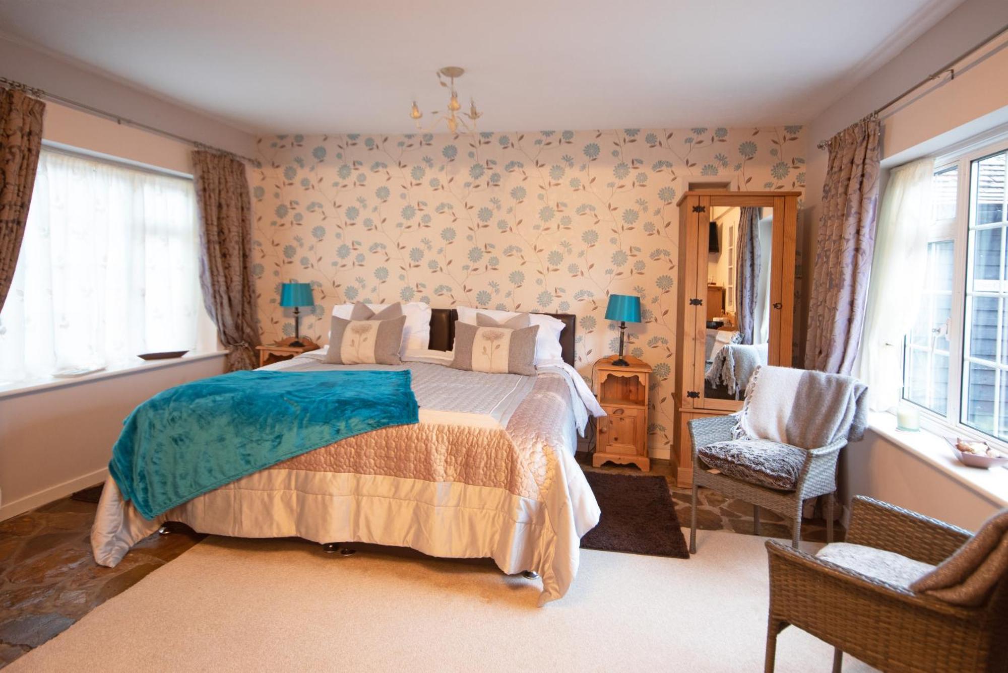 Magpies Lodge Slinfold ภายนอก รูปภาพ